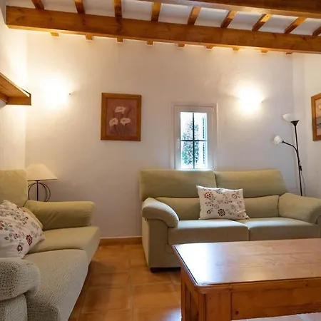 Finca Rustica Biniatzau *