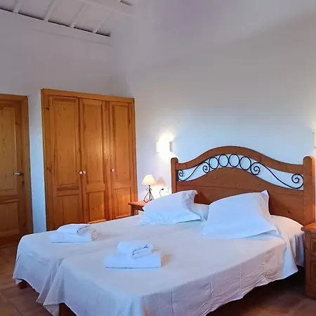 Сasa de vacaciones Finca Rustica Biniatzau *